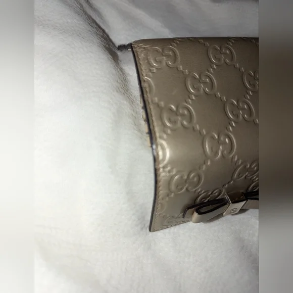 GUCCI Guccissima Leather 6 Rings Key Case Ribbon Gold GG Logo EUC - Picture 7 of 16